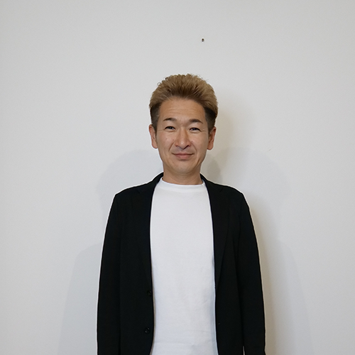 岡本 征也 写真