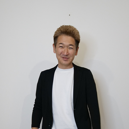 岡本 征也 写真